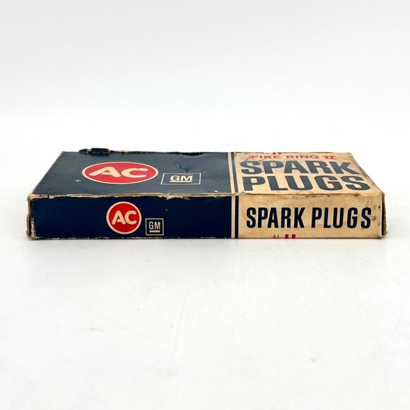 (EMPTY BOX) AC GM Fire Ring II Spark Plugs 44TS - 5613191 (NO PLUGS) - Picture 3 of 12